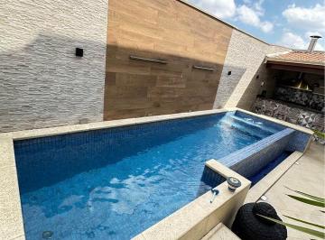 Casa de 3 quartos, Belo Horizonte · Casa com 320 mts², 3 quartos, piscina e churrasqueira em Santa Lucia BH