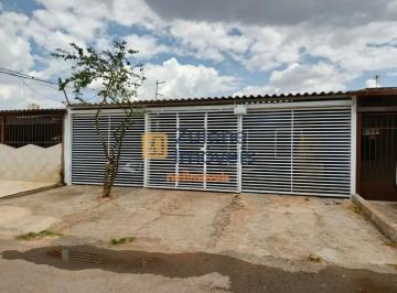 Apartamento de 2 quartos, Ceilândia · Casa com 2 Residências + Garagem para 3 Carros — QNN 06, Ceilândia/Sul Terreno de 144 m²