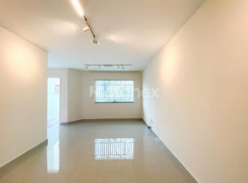 Casa de 3 quartos, São Paulo · Sobrado à Venda Impecável e Reformado com 3 Suítes | 3 Vagas | Próximo ao Metrô Parada Inglesa