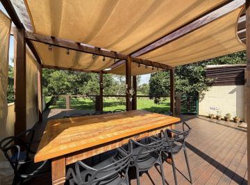 Foto 01 · Casa térrea com 2 dormitórios, sendo 1 suíte, piscina privativa, espaço gourmet e 240m² de terreno n