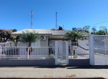 Foto 01 · Casa à venda em Xaxim-SC, 3 quartos, 1 sala, 1 banheiro, 1 vaga de garagem, 100m². Confira!
