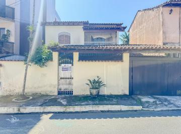 Casa · 339m² · 4 Quartos · 3 Vagas · Casa Colonial no Parque das Palmeiras – Angra dos Reis