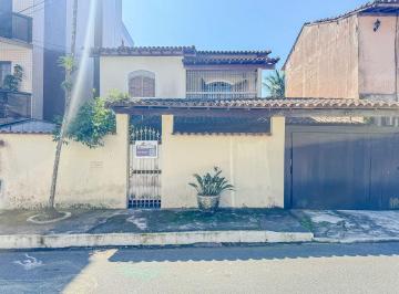 Casa · 339m² · 4 Quartos · 3 Vagas · Casa Colonial no Parque das Palmeiras – Angra dos Reis