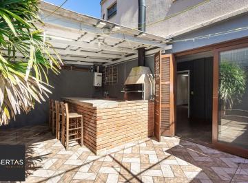 Apartamento · 61m² · 1 Quarto · Apartamento Garden térreo no bairro Menino Deus de 1 dormitório DESOCUPADO
