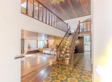 f3675fb1-b20a-4b51-a57d-bdaea35e5a69 · Casa para venda em Alto de Pinheiros com 6 quartos, 453m²