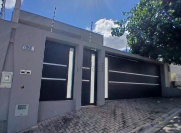 imagem · Sobrado à venda e para alugar em Vinhedo, João XXIII, com 3 suítes, com 215 m²