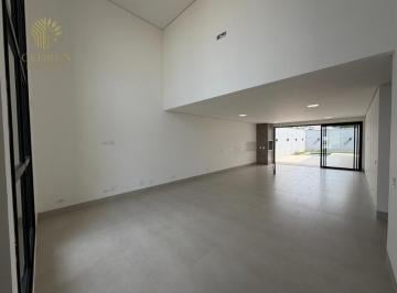 Casa · 205m² · 3 Quartos · 2 Vagas · Casa térrea à venda em Maringá, Residencial Hayashi, com 3 suítes, 206 m² e piscina
