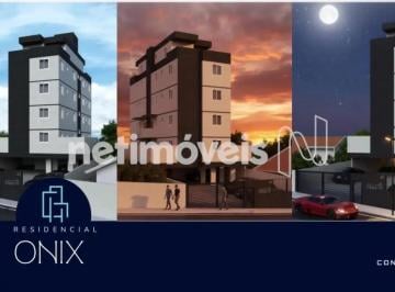 Fachada · Área privativa, predio individual com elevador 02 quartos 01suite.