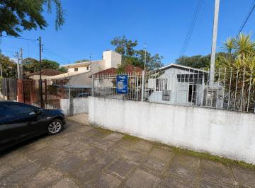 Casa · 241m² · 3 Quartos · 1 Vaga · CASA DE RUA COM 3 QUARTOS