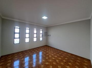 Comercial · 241m² · 3 Quartos · 2 Vagas · Casa comercial para venda ou locação no bairro Centro em Piracicaba/SP