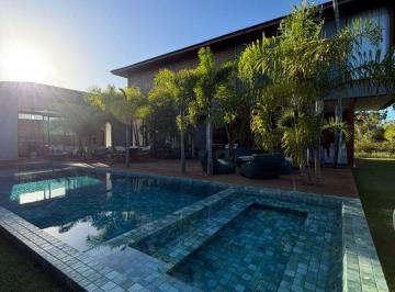 Casa de 5 quartos, Açu da Torre · Casa a venda 5 suítes no Cond Praia Bela em Praia do Forte - Bahia