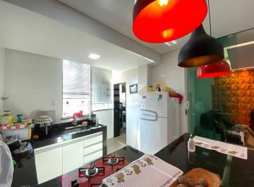 Apartamento · 65m² · 2 Quartos · Apartamento à Venda com 02 Quartos no Centro de Divinópolis MG.