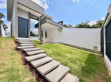 Casa · 222m² · 4 Quartos · 4 Vagas · Casa para venda em Trevo de 222.00m² com 4 Quartos, 1 Suite e 4 Garagens