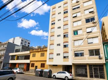 FACHADA-PREDIO · Apartamento de 1 Quarto para Alugar na Cidade Baixa em Porto Alegre