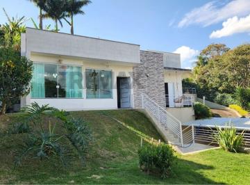 Casa · 110m² · 3 Quartos · 2 Vagas · Casa para venda em Centro de 110.00m² com 3 Quartos, 1 Suite e 2 Garagens
