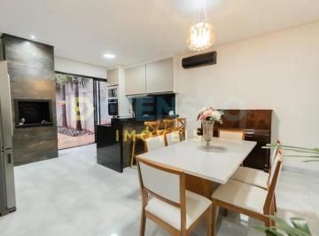 Casa · 15300m² · 3 Quartos · 2 Vagas · Casa para venda em Barcelona 1 de 15300.00m² com 3 Quartos, 1 Suite e 2 Garagens