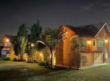 Casa · 1100m² · 8 Quartos · 5 Vagas · Casa de Condomínio para venda em Condomínio Vale da Santa Fé de 1100.00m² com 8 Quartos, 6 Suites e