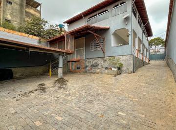 Casa · 400m² · 3 Quartos · 8 Vagas · Casa para venda em Guarani de 400.00m² com 3 Quartos e 8 Garagens
