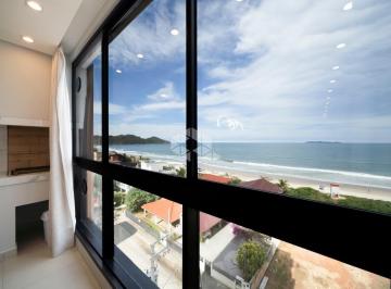 Apartamento · 95m² · 3 Quartos · 2 Vagas · Apartamento tres quartos frente mar no Mariscal em Bombinhas SC