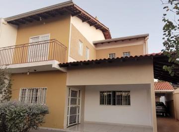 Casa · 444m² · 3 Quartos · 4 Vagas · Sobrado com 1 suíte e 3 Quartos bairro jardim passaredo