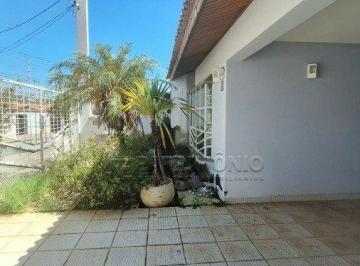 Casa · 300m² · 3 Quartos · CASA COM 3 QUARTOS - GUADALUPE