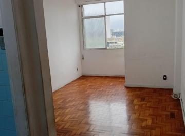 Apartamento · 40m² · 1 Quarto · Alugo Apartamento 1 Quarto no Centro – Próximo ao Metrô e Lapa!