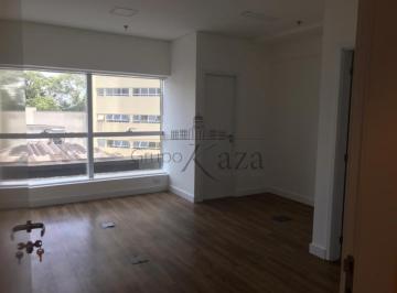 Comercial · 24m² · 1 Vaga · Oportunidade - Sala Comercial - Comercial Downtown Offices & Mall - Centro - 24,29m².