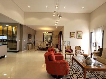 Casa · 510m² · 3 Quartos · 4 Vagas · Casa em Condomínio - Urbanova - Condomínio Residencial Mônaco Urbanova - 3 Dormitórios - 275m².