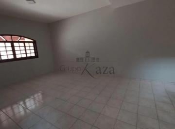 Casa · 190m² · 3 Quartos · 2 Vagas · Oportunidade - Casa - Bosque dos Eucaliptos - 3 Dormitórios - 270m².