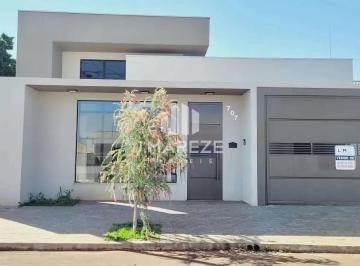 whatsapp-image-2026-08-18-at-14-50-32-11787755034793.jpeg · Fachada Moderna e Pé-Direito Duplo! Casa de 138m² no Interlagos com Suíte + Closet e Amplo Quintal