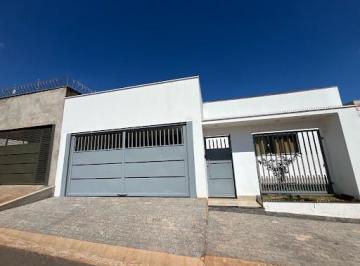 6af3430ebacd0d854b8f5ddd2a6df0d117bf20ab · Casa com 4 dormitórios à venda, 280 m² por R$ 650.000,00 - Residencial Barreiro - Patos de Minas/MG