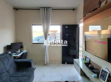 Casa · 300m² · 2 Quartos · 8 Vagas · Casa residencial com 2 quartos sendo 1 suíte disponível para locação no bairro Jardim Holanda em Ube