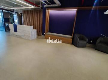 Comercial · 987m² · Sala disponível para locação no bairro Jardim Karaiba em Uberlândia-MG