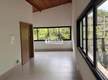 Photo 1 · Sala comercial disponível para locação no bairro Cidade Jardim em Uberlândia-MG