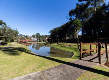 Lago, pista asfaltada para corrtida. · Terreno 2.427 m² em Condomínio Fechado - frente ao Lago - perto de Curitiba - PR