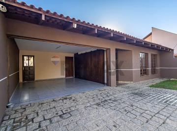Casa · 189m² · 3 Quartos · 2 Vagas · Casa Térrea 3 quartos (1 suíte), 188,52m² - Sāo Braz, Curitiba, Terreno de 360m² - R$ 1.200.000,00