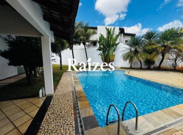 Casa · 900m² · 4 Quartos · 5 Vagas · Mansão no Jardim Karaíba com 4 Suítes, Área Gourmet com Piscina, Sauna e 5 Vagas