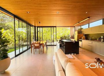 Casa · 210m² · 3 Quartos · 2 Vagas · Sobrado à venda em Indaiatuba - Jardins Di Roma, 3 quartos 210 m² por 2.500.000,00