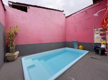 Casa · 73m² · 2 Quartos · 2 Vagas · Casa residencial com piscina e churrasqueira à venda no bairro Ocian, Praia Grande