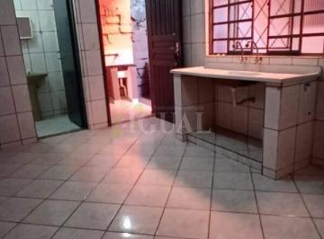 Casa · 40m² · 1 Quarto · 1 Vaga · Casa com 1 dormitório - Parque João Ramalho