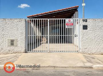 Casa · 80m² · 2 Quartos · 2 Vagas · Casa com 2 Quartos e Garagem para 2 Carros, a 3 Minutos do Centro de Iperó