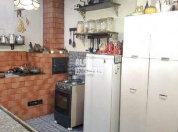 Casa · 180m² · 3 Quartos · 2 Vagas · CASA À VENDA 3QUARTOS, 1 SUÍTE E 2 VAGAS NO BAIRRO ÀGUA BRANCA
