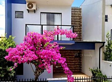 Casa · 77m² · 2 Quartos · 1 Vaga · Belíssimo sobrado em Barra Velha