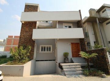 Casa · 242m² · 4 Quartos · 4 Vagas · Sobrado Alto Padrão para Venda em Pinheirinho Curitiba-PR