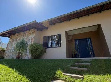 Casa · 230m² · 5 Quartos · 4 Vagas · Casa à venda no bairro Floresta - Joinville/SC