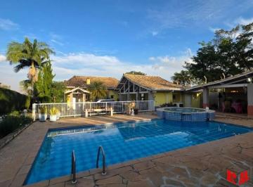 dc4bd742a24a48ec6f7e27598ef32327fd914ab5 · Casa com 3 suítes, piscina e área gourmet em condomínio exclusivo em Cotia