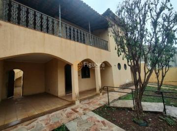 5b444283c7b8a27ea5d5bffb6c9a718088d8f26e · Casa com 4 dormitórios, 335 m² - venda por R$ 900.000,00 ou aluguel por R$ 4.800,00/mês - Centro - B