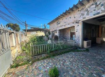8988d472e1d41c83eca1e5a63b2fe8b9c2ea64ef · Casa em Cordovil