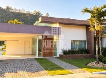Casa duiplex com 4 quartos em Rio do Ouro · Casa alto padrão com 4 quartos no Rio do Ouro