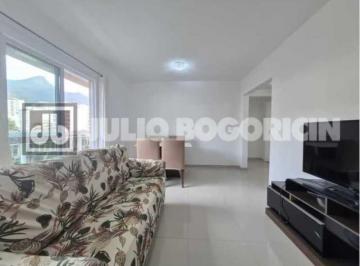 Apartamento · 75m² · 2 Quartos · 1 Vaga · Apartamento reformado, sala dois ambientes, 2quartos sendo 1 suíte, ambos com sa